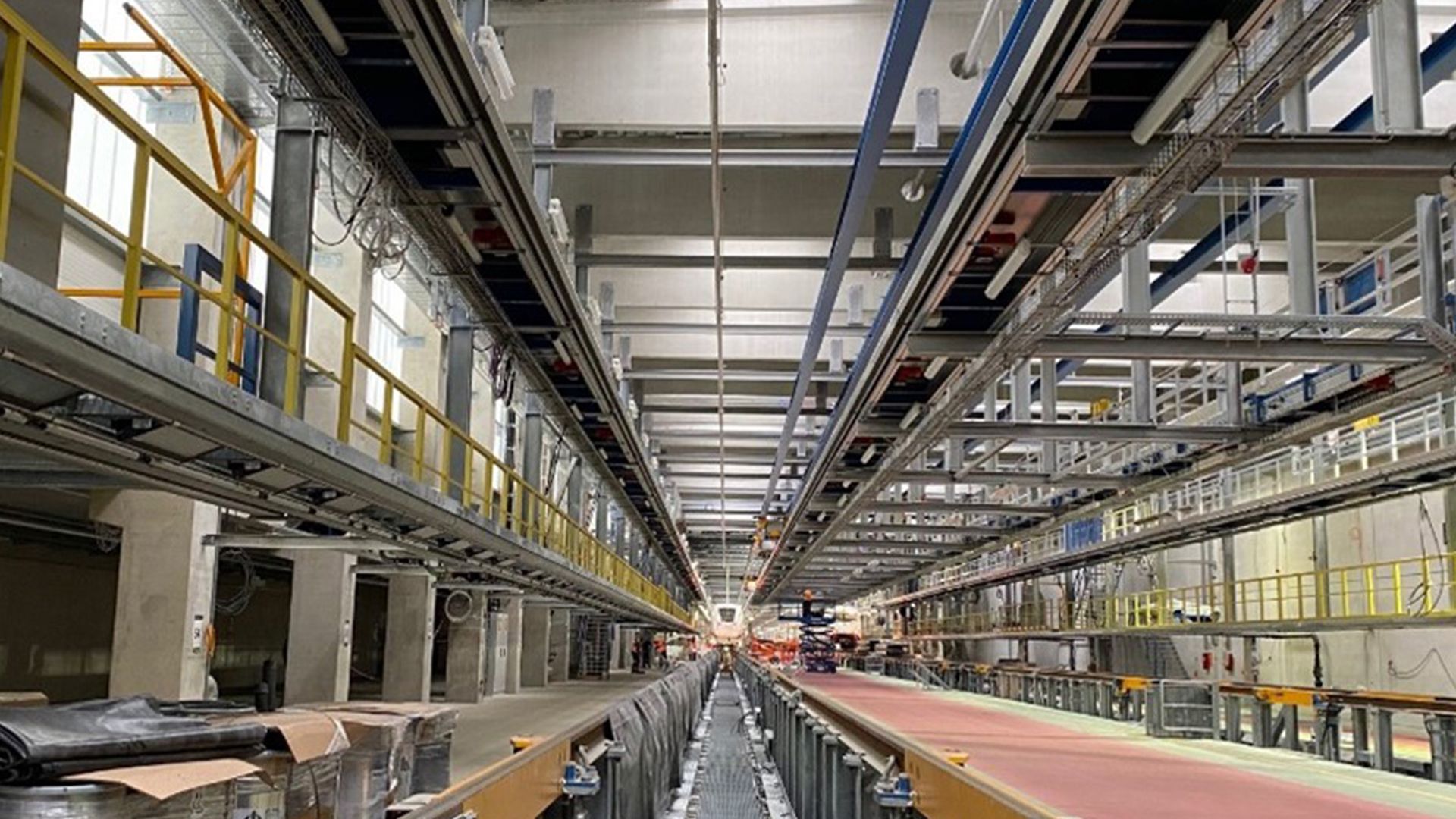 Innenaufnahme des ICE Werk Rummelsburg