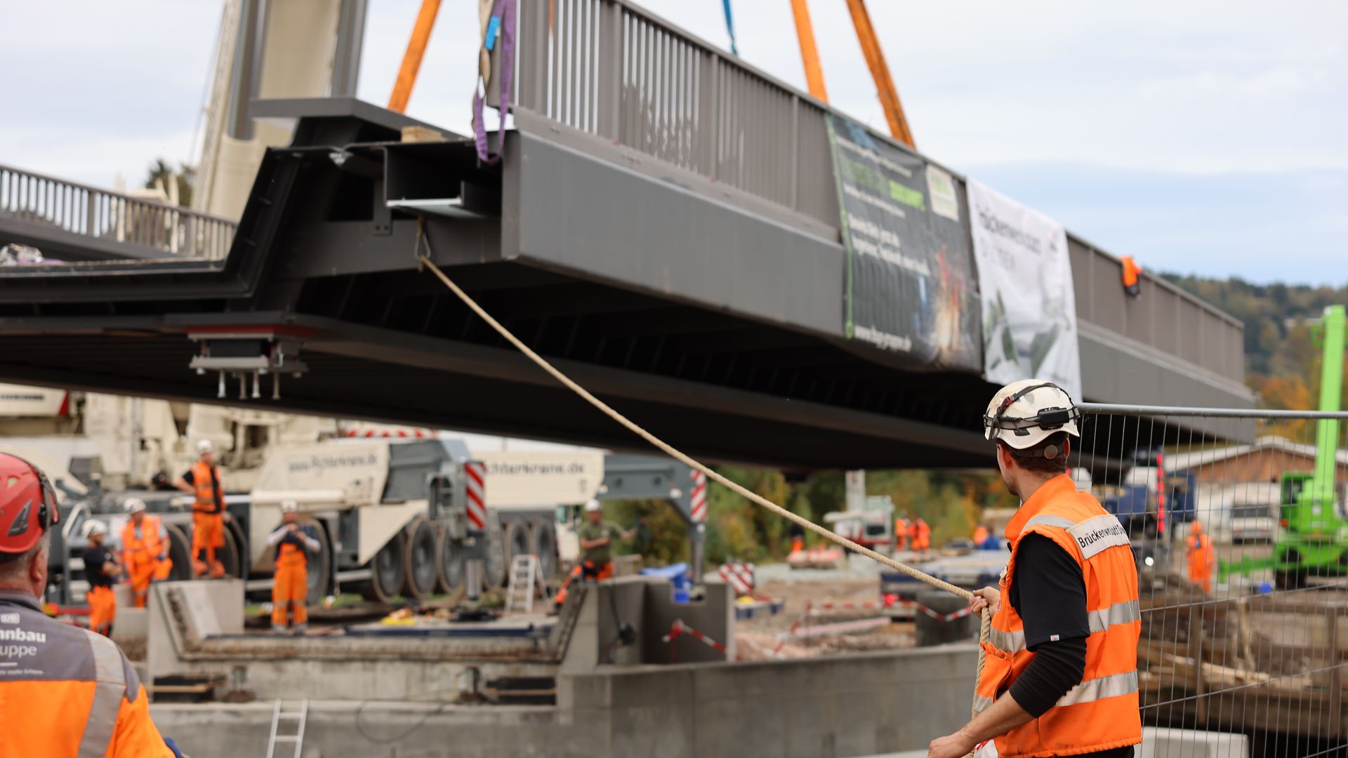 Einbau Trogbrücken in Klingenthal