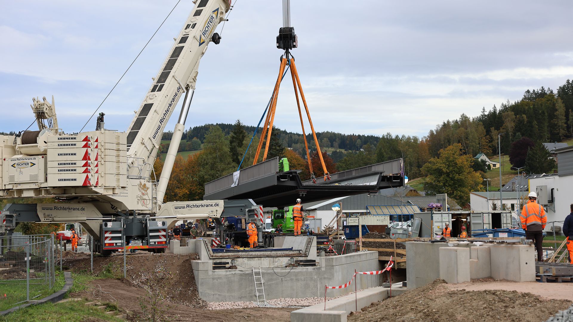 Einbau Trogbrücken in Klingenthal