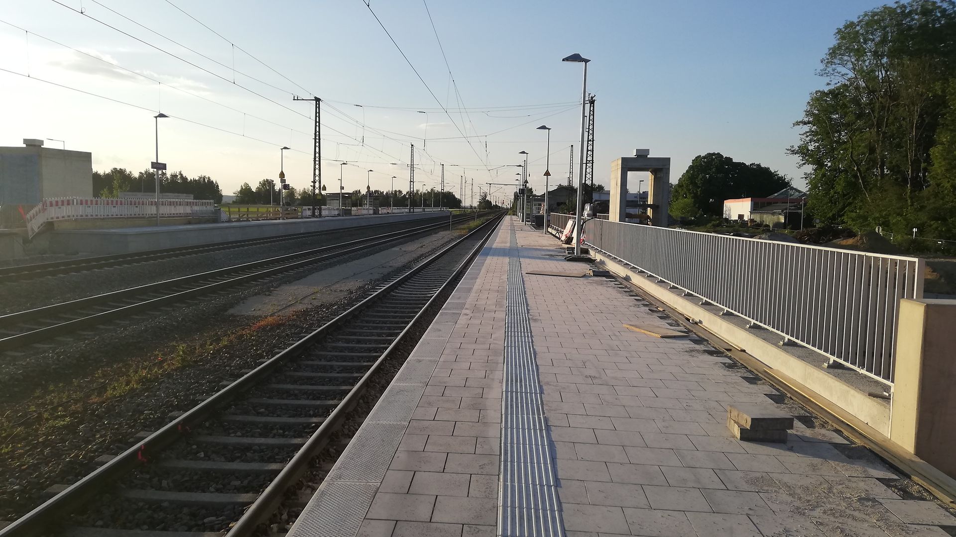Erneuerung eines Bahnsteigs