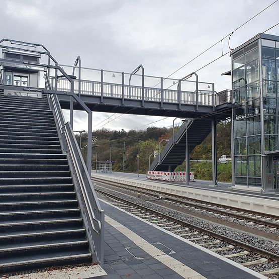 Provisorischer Bahnsteig